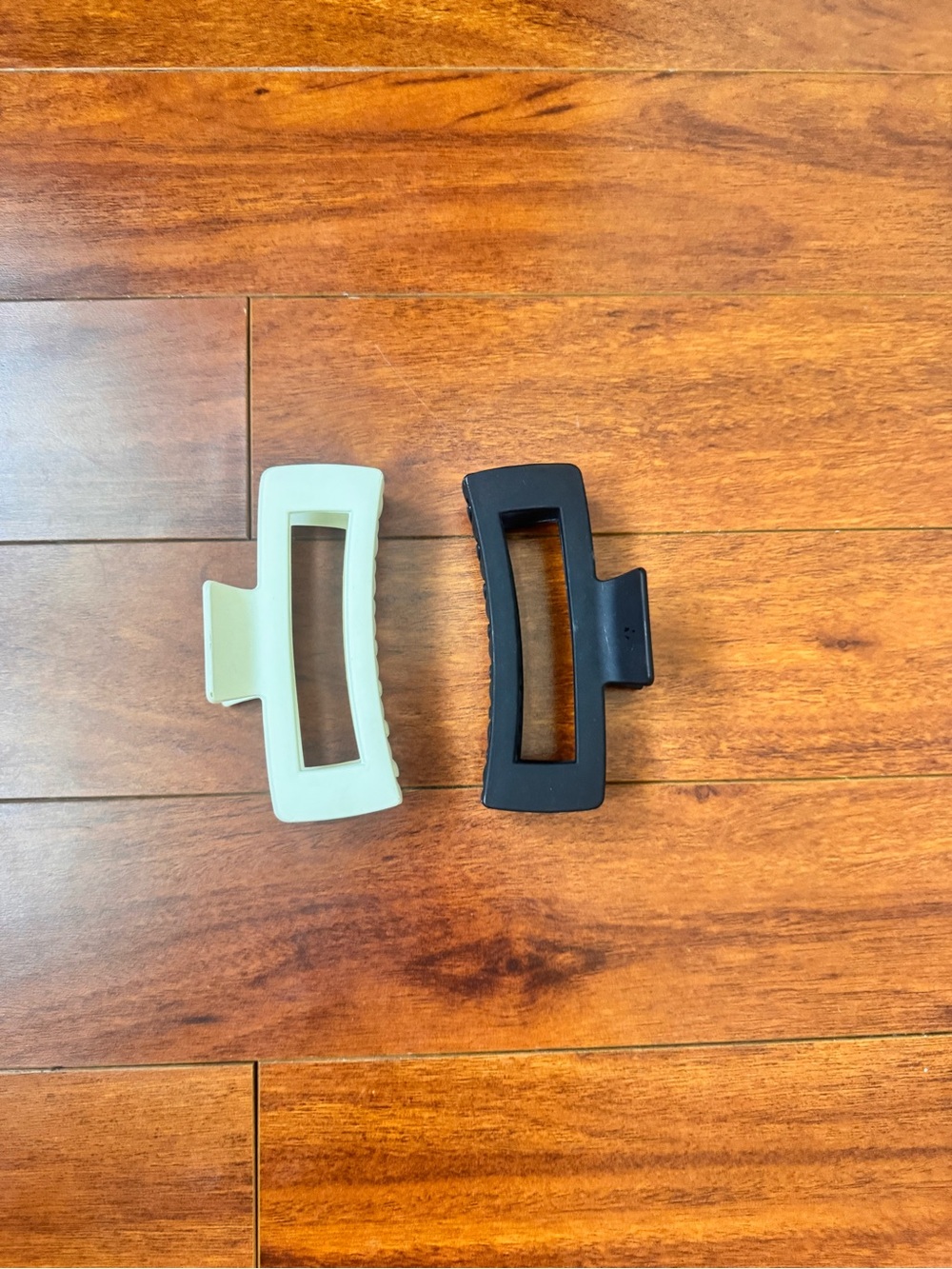 Black and Cream Rectangular Hair Claw Clips - Multipack